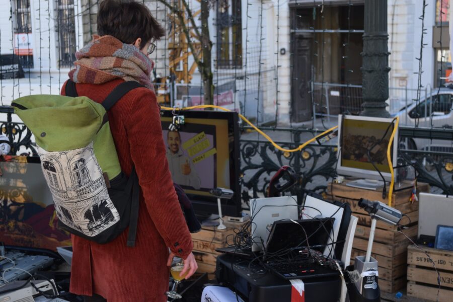 Black Friday: protest against ‘planned obsolescence’